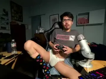 Chaturbate Live Sex Cam of harddmikee