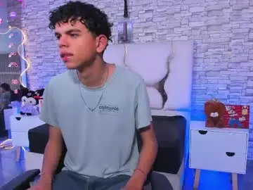 Chaturbate Best live sex cam show of keahi_tay
