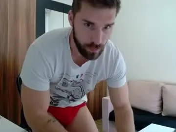 Chaturbate Live Sex Cam of darius_94