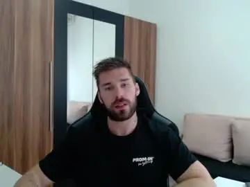 Chaturbate Free Porn Cam of darius_94