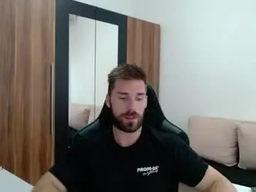 Chaturbate Watch Live Sex Cams of darius_94