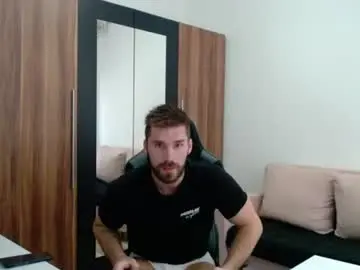 Chaturbate Best live sex cam show of darius_94