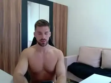 Chaturbate Free Porn Cam of darius_94