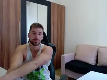 Chaturbate Free Live Porn of darius_94