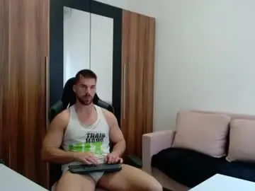 Chaturbate Live Sex Cam of darius_94
