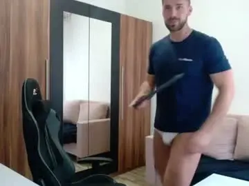Chaturbate Sex Chat of darius_94
