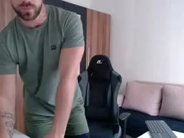 Chaturbate Adult Webcams of darius_94