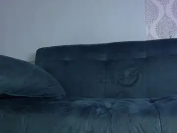 Chaturbate Live Sex Cam of michaell_twink