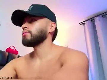 Chaturbate Live Sex Cam of thiagohunk