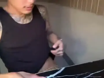 Chaturbate Live Sex Cam of ceesteve_hot