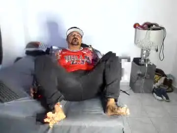 Chaturbate Sex Chat of pikoro_gomez
