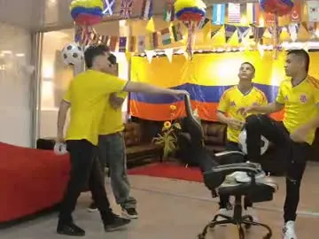 Chaturbate Live Porn of boysgang_sex