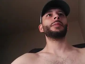 Chaturbate Live Porn of henryaxe