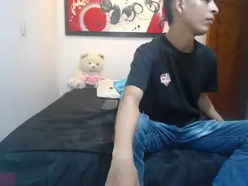 Chaturbate Sex Cam of andrescoll25