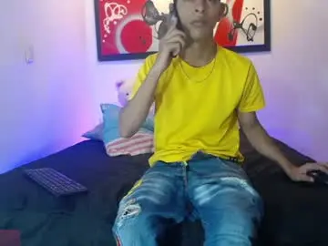 Chaturbate Watch Live Sex Cams of andrescoll25