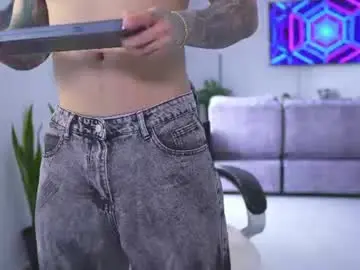 Chaturbate Nude Webcam of frankfarrellx