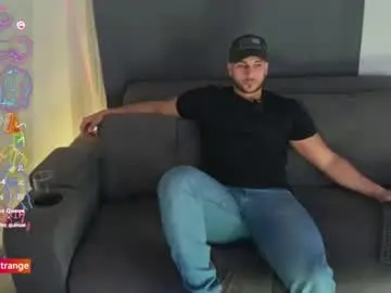 Chaturbate Live Sex Cam of apolo_strange