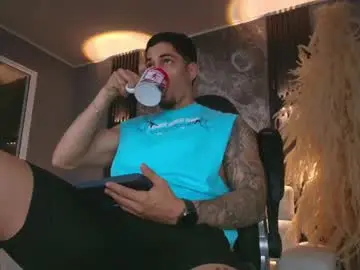 Chaturbate Best live sex cam show of camiloalvarezzz3