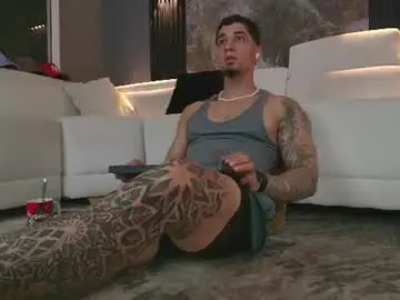 Chaturbate Watch Live Sex Cams of camiloalvarezzz3