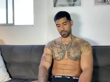 Chaturbate Live Porn of myke_esthetic
