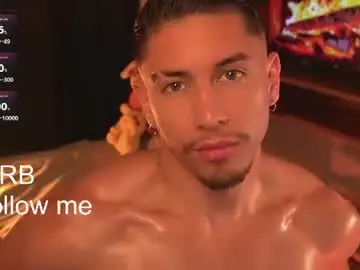 Chaturbate Sex Chat of aaronfox_