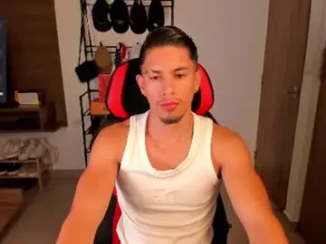 Chaturbate Best live sex cam show of aaronfox_