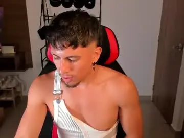 Chaturbate Adult Webcams of aaronfox_