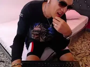 Chaturbate Sex Cam of cesirry