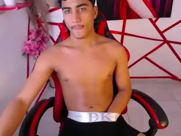 Chaturbate Watch Live Sex Cams of oliver_parker20