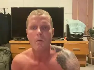 Chaturbate Watch Live Sex Cams of rabbit_eyes69