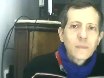 Chaturbate Best live sex cam show of lucianoaxel