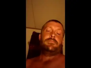 Chaturbate Live Sex Cam of digger4523