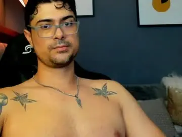Chaturbate Live Sex Cam of adam_clarke