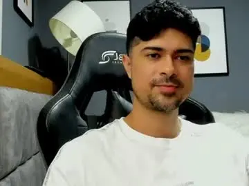 Chaturbate Live Porn of adam_clarke