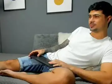 Chaturbate Live Sex Cam of adam_clarke