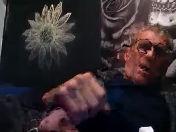 Chaturbate Live Sex of deanofflove2210