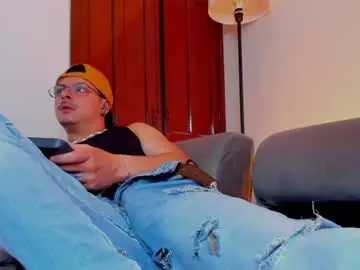 Chaturbate Sex Chat of leo_hunt