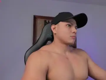 Chaturbate Adult Video Chat of roy__constance