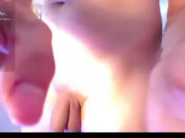 Chaturbate Live Sex Cam of dereck_smithh