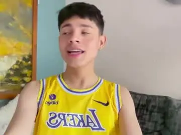 Chaturbate Free Live Porn of andy_belier
