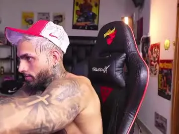 Chaturbate Live Porn of logan_hugh8