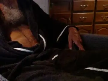 Chaturbate Nude Webcam of bigdickdaddy567130413