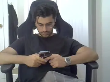 Chaturbate Best live sex cam show of fortiori8