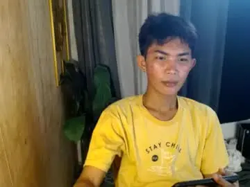 Chaturbate Sex Cam of asianhotbigcock