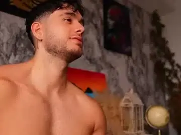 Chaturbate Live Sex Cam of noha_miler