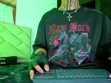 Chaturbate Best live sex cam show of bastian66_