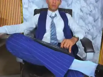 Chaturbate Sex Chat of hiddenoffice