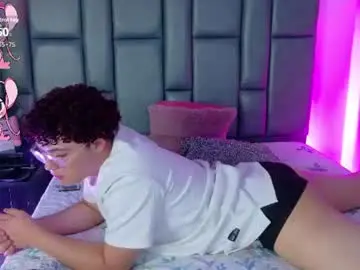 Chaturbate Live Sex Cam of jaxmiller_04
