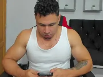 Chaturbate Adult Webcams of tyler_hank1