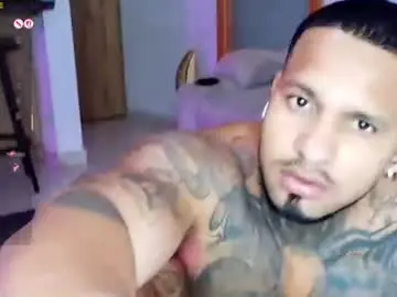 Chaturbate Free Porn Cam of zain_diesel7